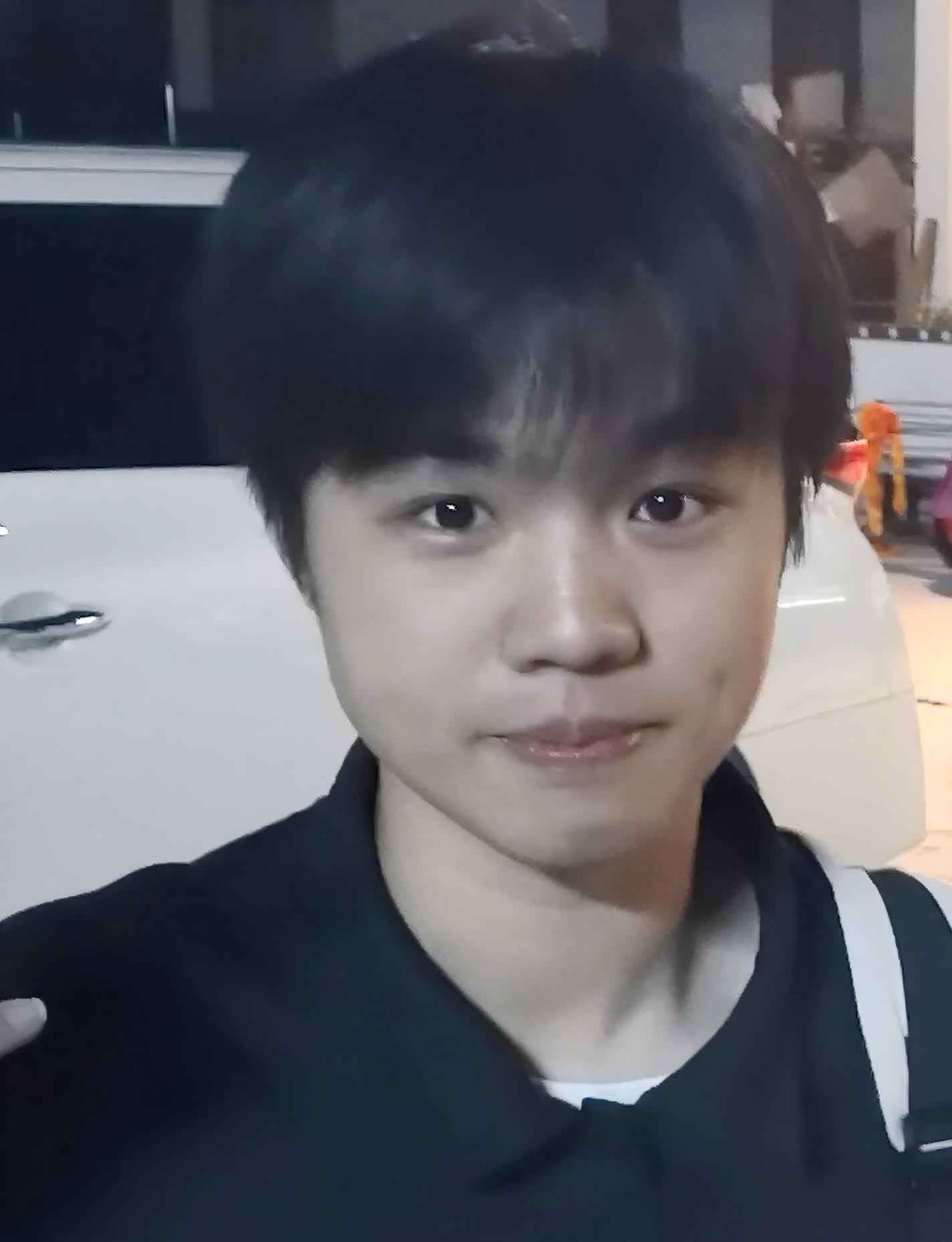 Junwei Xiang